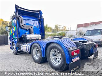 Caminhão Scania R-440 A 6x4 2p (Diesel)