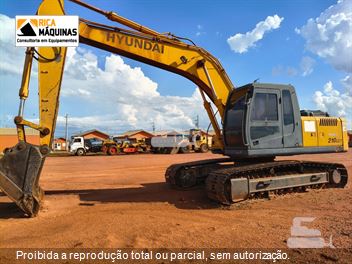 Escavadeira Hyundai R210LC-7