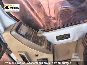 Escavadeira Hyundai R210LC-7