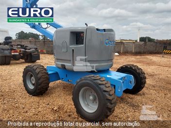 Plataforma Aérea (Elevatória) Genie Z-45/25 RT 4x2