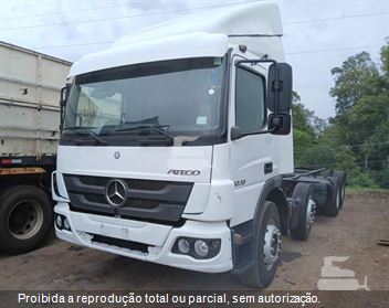 Caminhão Mercedes-Benz Atego 3030 8x2 2p (Diesel)(E5)