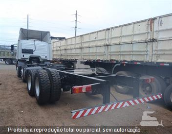 Caminhão Mercedes-Benz Atego 3030 8x2 2p (Diesel)(E5)