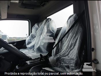 Caminhão Volkswagen 11-180 Delivery 2p (diesel)(E5)