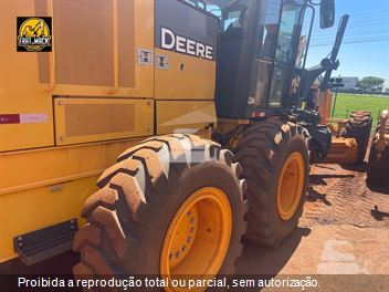Motoniveladora John Deere 620G