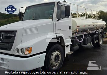 Caminhão Mercedes-Benz Atron 1319 2p (diesel) (E5)