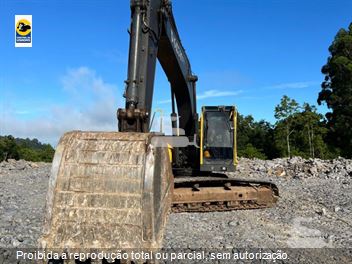 Escavadeira Volvo EC210BLC