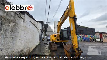 Escavadeira JCB JS130LC