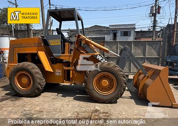 Pá Carregadeira Case W20E