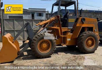 Pá Carregadeira Case W20E