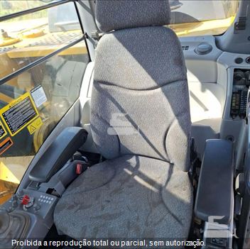Escavadeira John Deere 210GLC