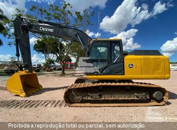Escavadeira John Deere 210GLC