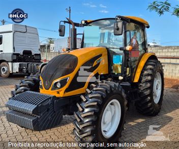 Trator Agrícola Valtra A124