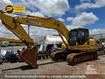 Escavadeira Komatsu PC200