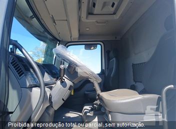 Caminhão Volkswagen 24-280 E Constellation 6x2 2p (Diesel)(E5)