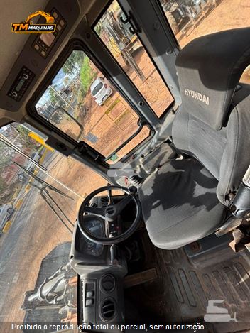 Pá Carregadeira Hyundai HL740-9S