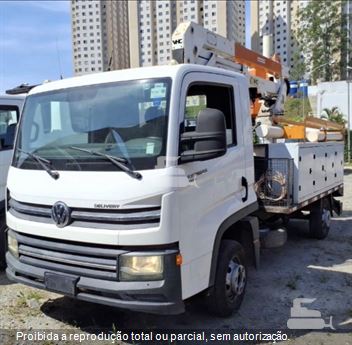 Caminhão Volkswagen Delivery Express DRC 4x2 2p (diesel)