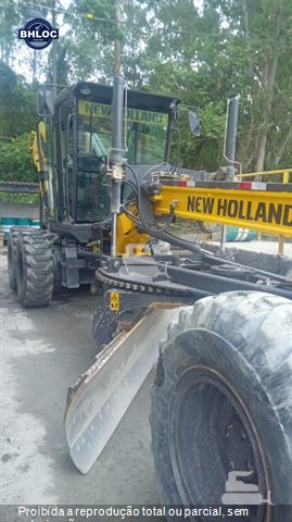 Motoniveladora New Holland RG170B