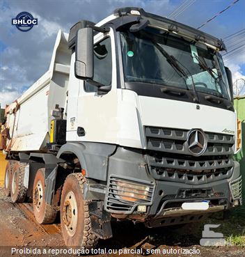 Caminhão Mercedes-Benz AROCS 4851 K 8x4 (diesel)(E5)