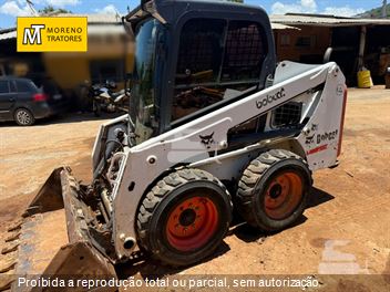 Mini-Carregadeira Bobcat S450