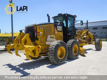 Motoniveladora Caterpillar 12M
