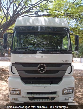 Caminhão Mercedes-Benz Axor 2644 S 6x4 2p (diesel)