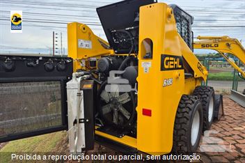 Mini-Carregadeira Gehl R180