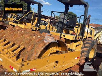 Rolo Compactador Caterpillar CP-533D