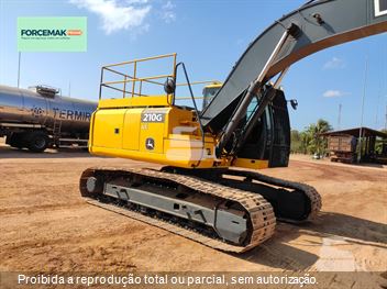 Escavadeira John Deere 210G