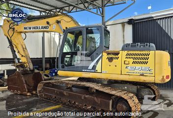 Escavadeira New Holland E245 C