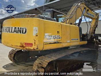 Escavadeira New Holland E245 C