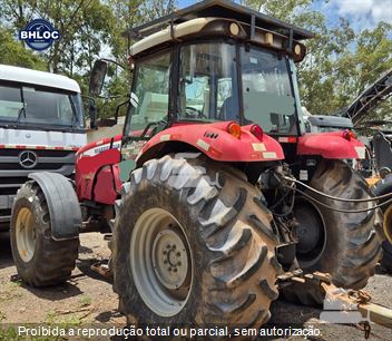 Trator Agrícola Massey Ferguson MF7140