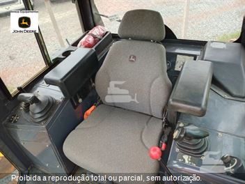 Trator de Esteira John Deere 700J