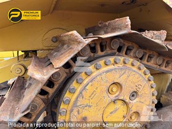 Trator de Esteira Caterpillar D6T