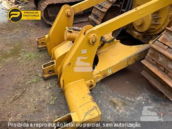 Trator de Esteira Caterpillar D6T