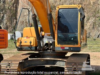 Escavadeira Hyundai R220LC-9