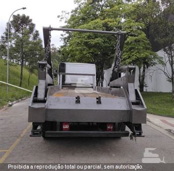 Caminhão Volkswagen 24-280 E Constellation 6x2 2p (Diesel)(E5)