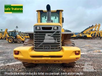 Pá Carregadeira Volvo L110F