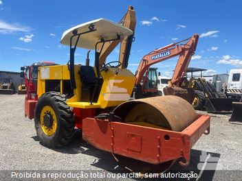 Rolo Compactador Dynapac CA15