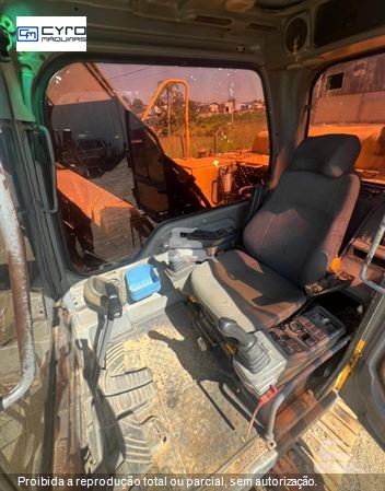 Escavadeira Volvo EC210BLC