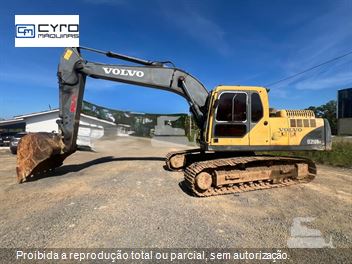 Escavadeira Volvo EC210BLC