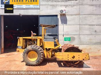 Rolo Compactador Caterpillar CP-533C