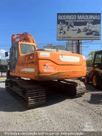 Escavadeira Doosan DX225LCA