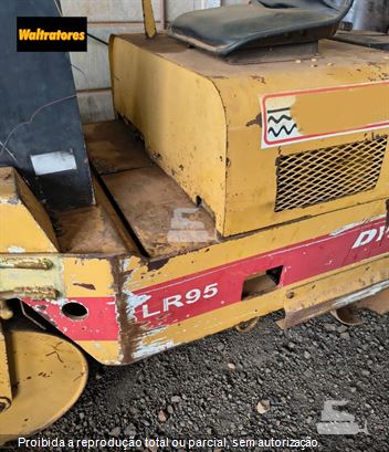 Rolo Compactador Dynapac LR95