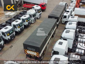 Caminhão Mercedes-Benz Actros 2651 S 6x4 2p (Diesel)(E5)