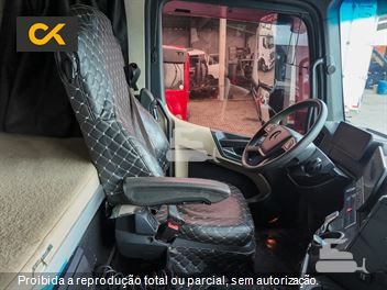 Caminhão Mercedes-Benz Actros 2651 S 6x4 2p (Diesel)(E5)