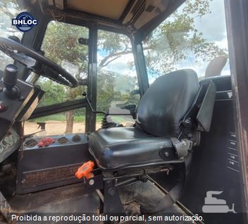 Pá Carregadeira New Holland 12D
