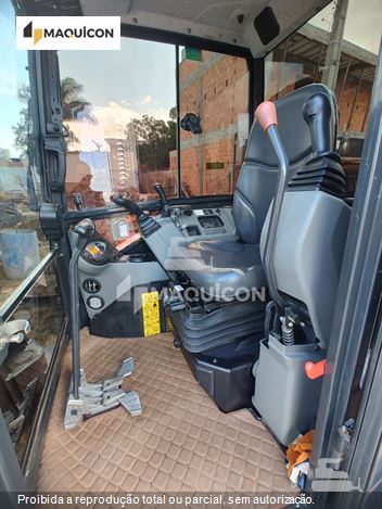 Mini-Escavadeira Bobcat E55Z