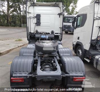 Caminhão Scania R-560 A 6x4 (Diesel) (E5)