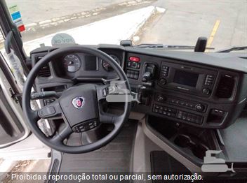 Caminhão Scania R-560 A 6x4 (Diesel) (E5)