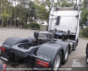 Caminhão Scania R-560 A 6x4 (Diesel) (E5)